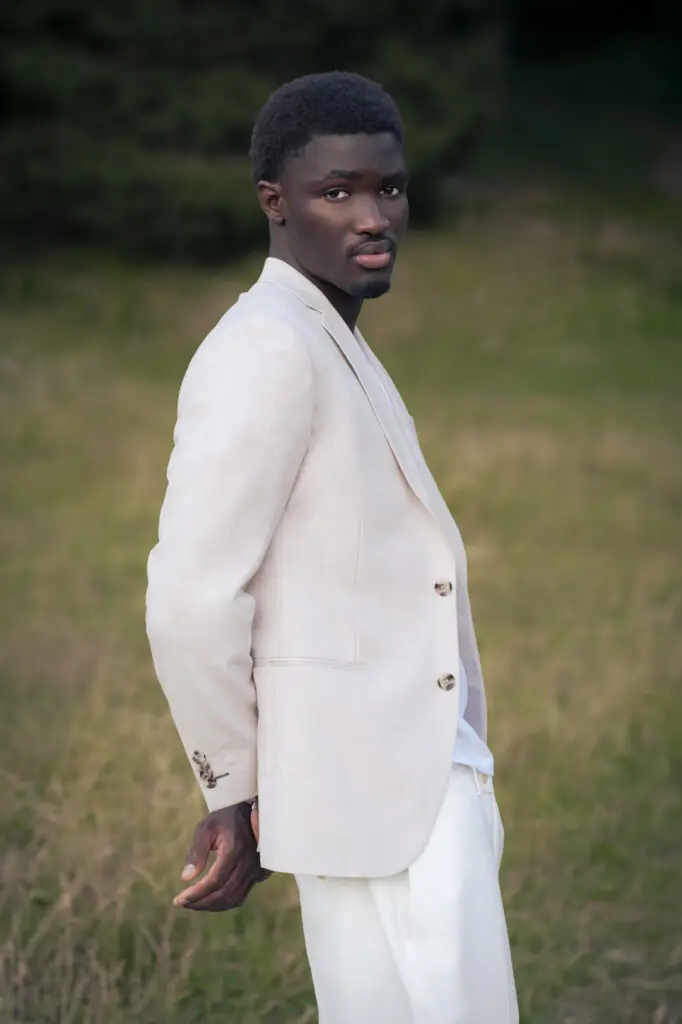 Photographe mode Paris, photographe lookbook, photographe campagne editorial , photographe bijoux, photographe produit, photographe artisans créateurs photographe marques de mode