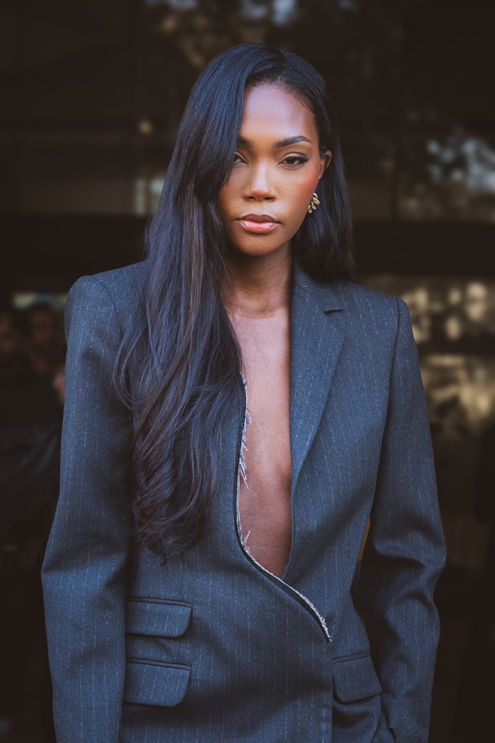 Influencer portrait session at Paris Fashion Week — Carmen-Laura Studio