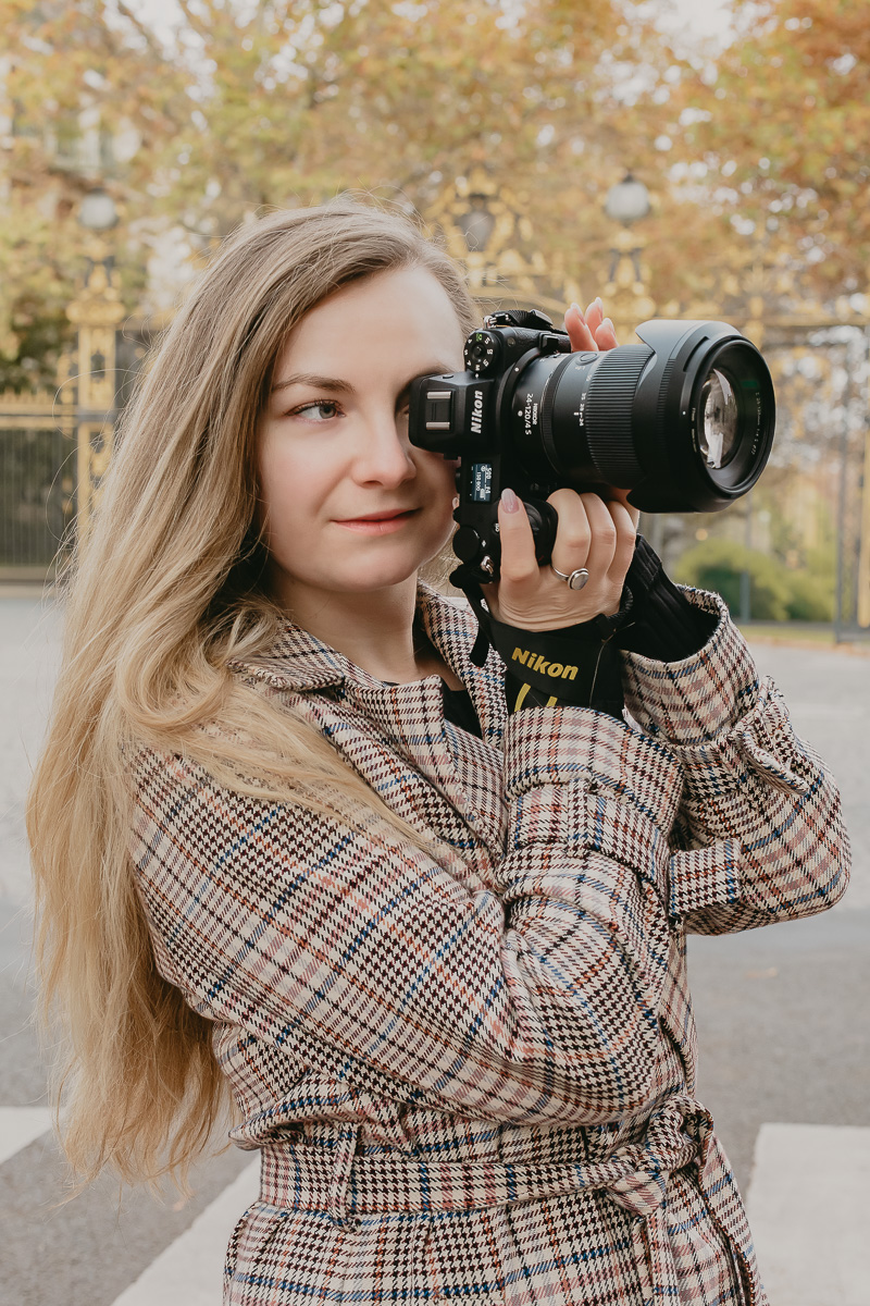 Carmen-Laura Studio — fashion photographer based in Paris, 2026